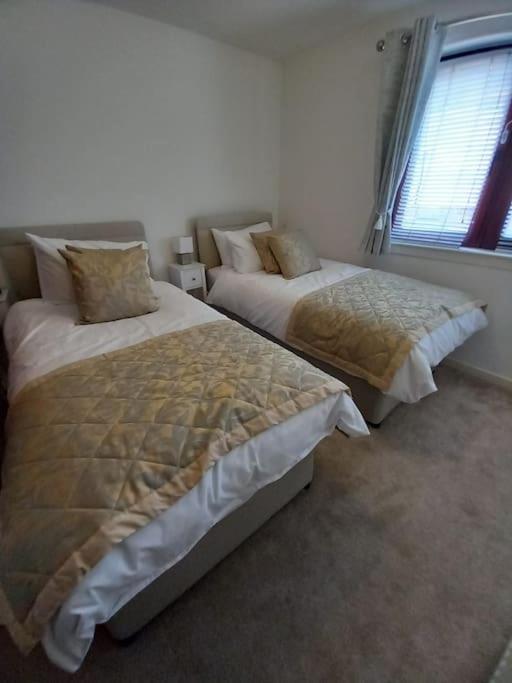 Lovely 2 Bed Flat-Great Location Apartment Dundee Exterior foto
