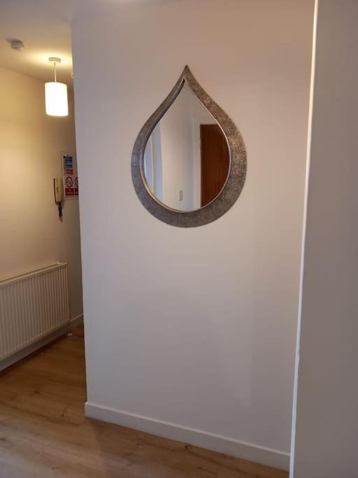 Lovely 2 Bed Flat-Great Location Apartment Dundee Exterior foto